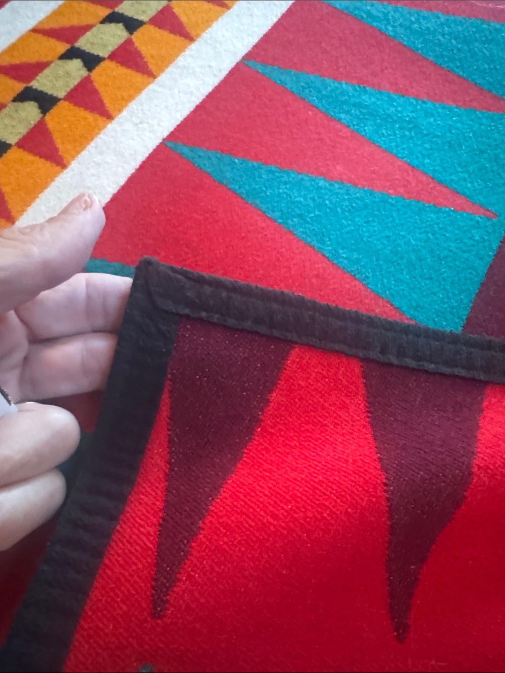Pendleton Eyedazzler King Size Wool Blanket. Stunning! - Picture 4 of 7